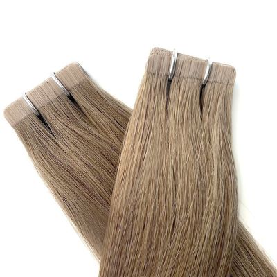 レミーヘアムティカラー内のヘアエクステンションでダブルドラッグされたロシア製ヘアテープ
