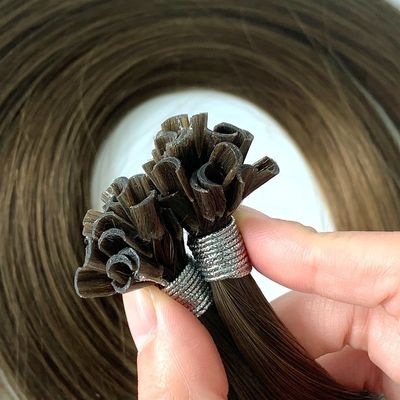2本引いたU尖の人間のレミーヘアエクステンション